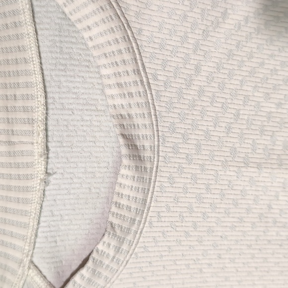 Lululemon Rest Less pullover - Picture 3 of 4